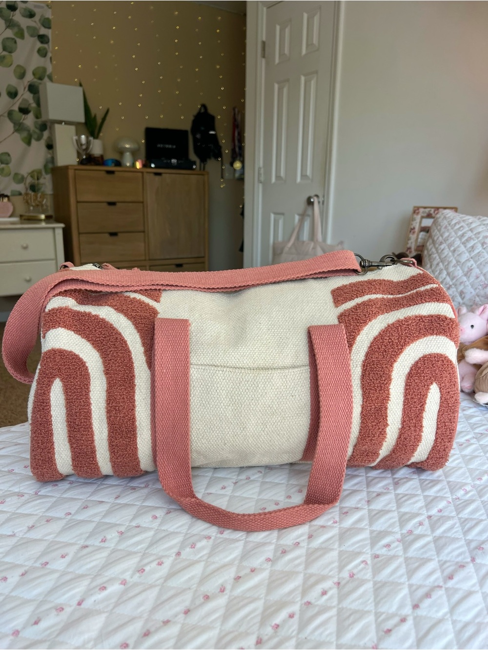Universal Thread Large Canvas Tote Duffel Overnight Bag Beige Coral Orange 20”